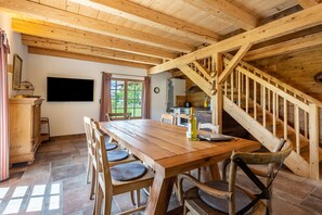 Dining - Chalet 'Franking' with Wi-Fi, Balcony & Terrace (Franking)