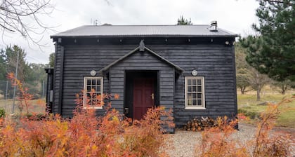 Charming renovated cottage close to Perisher Ski Tube, Crackenback