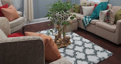 Quiet relaxing home Just 20 miles from Atlanta