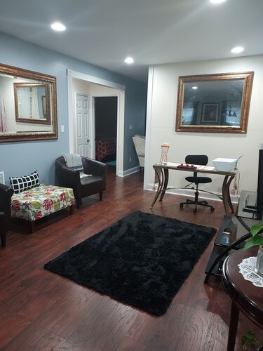 Quiet relaxing home Just 20 miles from Atlanta