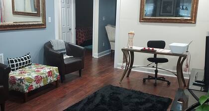 Quiet relaxing home Just 20 miles from Atlanta