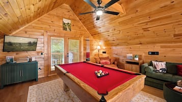 Spielezimmer