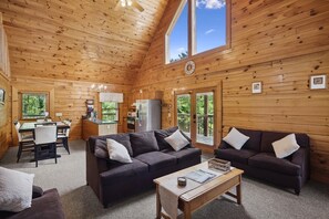 Smart TV, fireplace - Cabin Retreat: Secluded Deck ~ Hot Tub ~ Game Room (Sevierville)