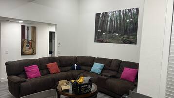 Smart TV, books