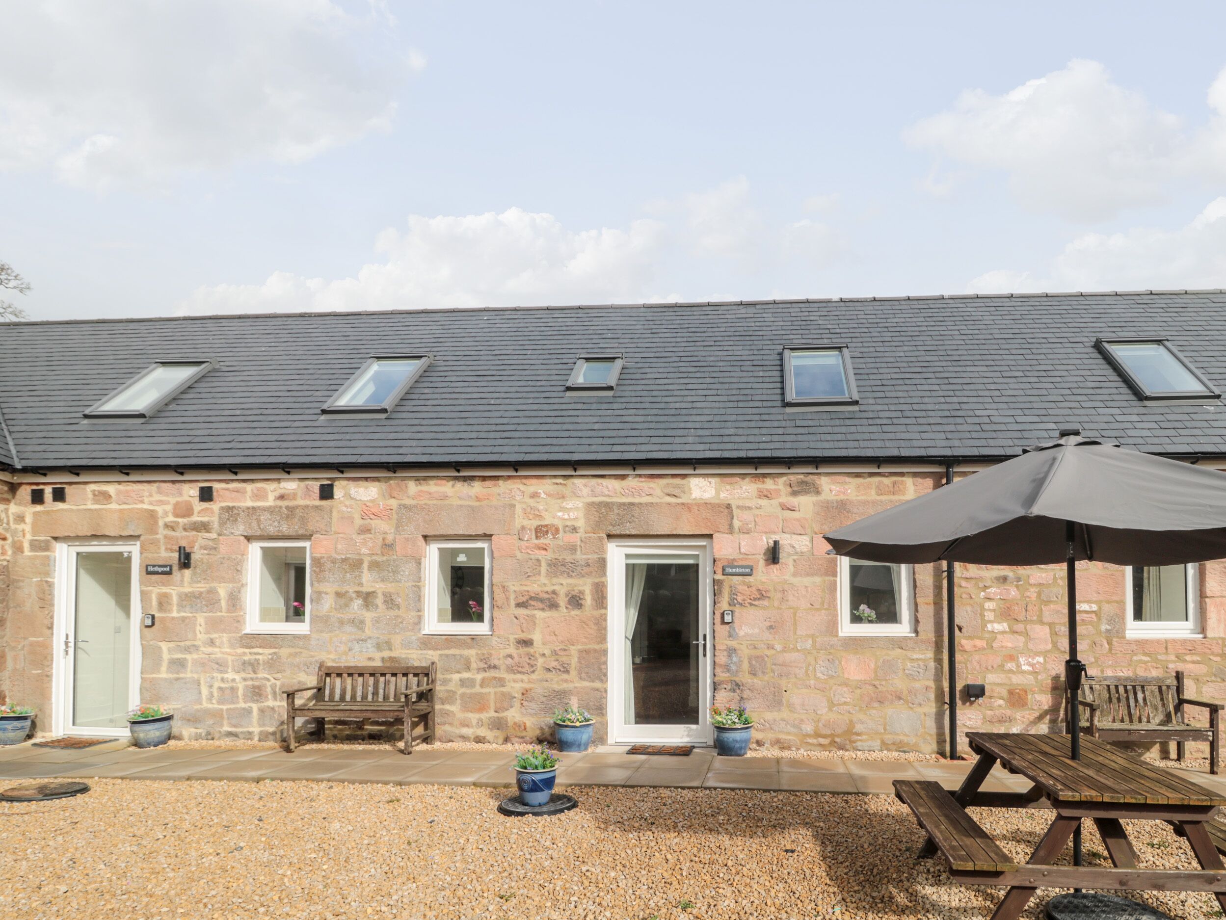 HUMBLETON, pet friendly, with a garden in Wooler
