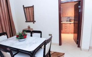Standard Apartment - Eric Wilkins apartments Hotel (Kampala)