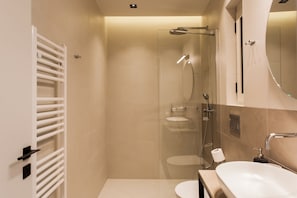 Shower, towels, soap, shampoo