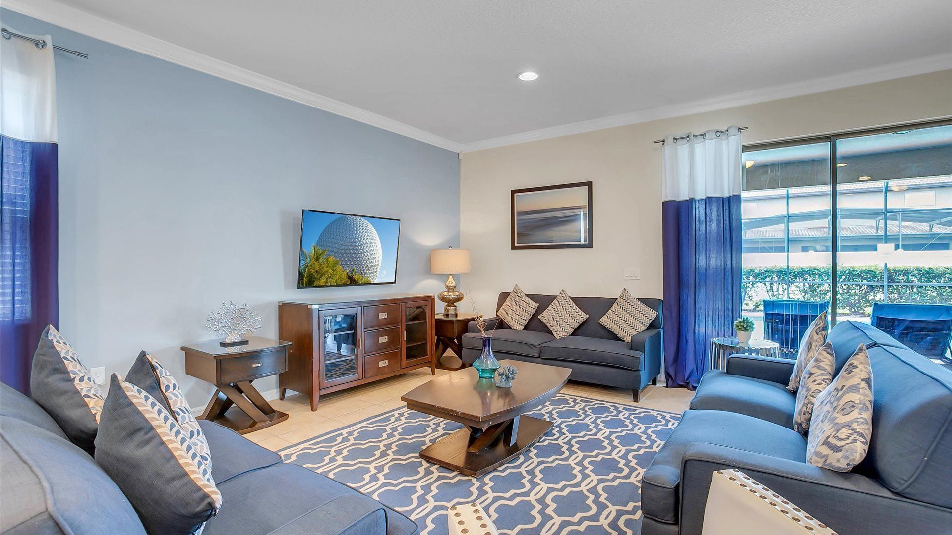 Smart TV, foosball, table tennis