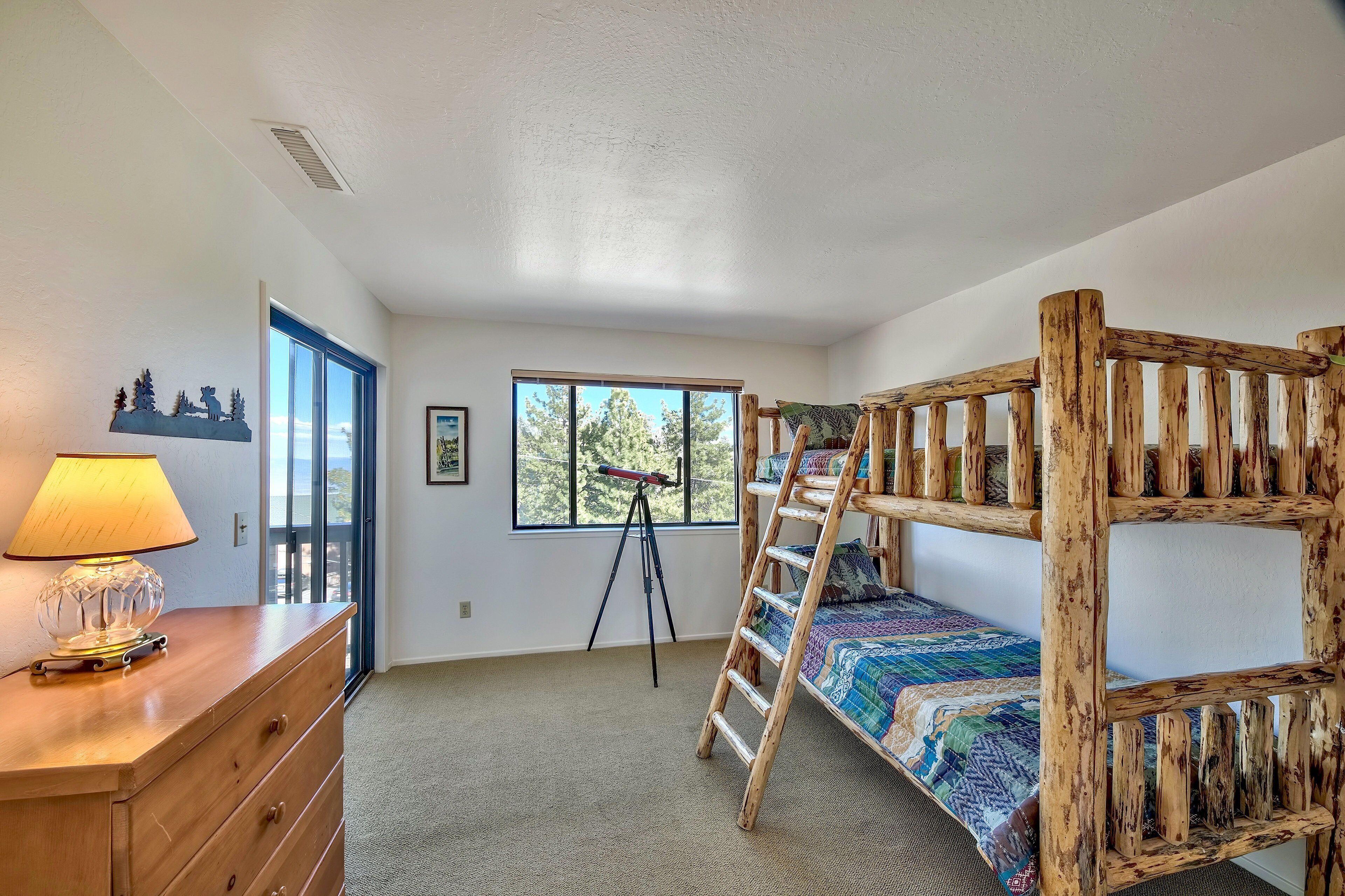 4 多间卧室、熨斗/熨衣板、旅行婴儿床、免费 WiFi