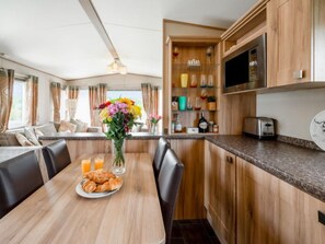 Dining - Golf View by Interhome (Nairn)