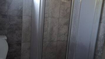 Classic Apartment, 1 Bedroom | Bathroom | Shower, rainfall showerhead, towels