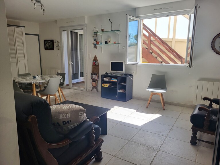 Apart Rdc 2-3-4 People 50m2 Ground Floor+closed Courtyard Of 30m2 100m The Beach - Pléneuf-Val-André