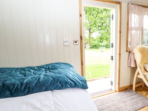 Chaumière | 1 chambre, décor unique, ameublement unique