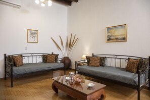 Interior - Cycladic Sea view Mansion near the Castle (Νάξος)