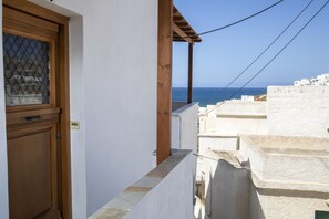 Exterior detail - Cycladic Sea view Mansion near the Castle (Νάξος)