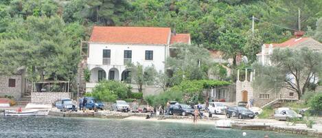 Apartment (Three Bedroom Apartment with Balcony ) | Exterior