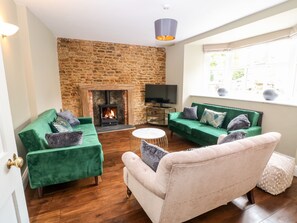 Cottage | Interior - The Old Bakery (Banbury)