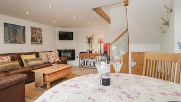 Cottage | Interior