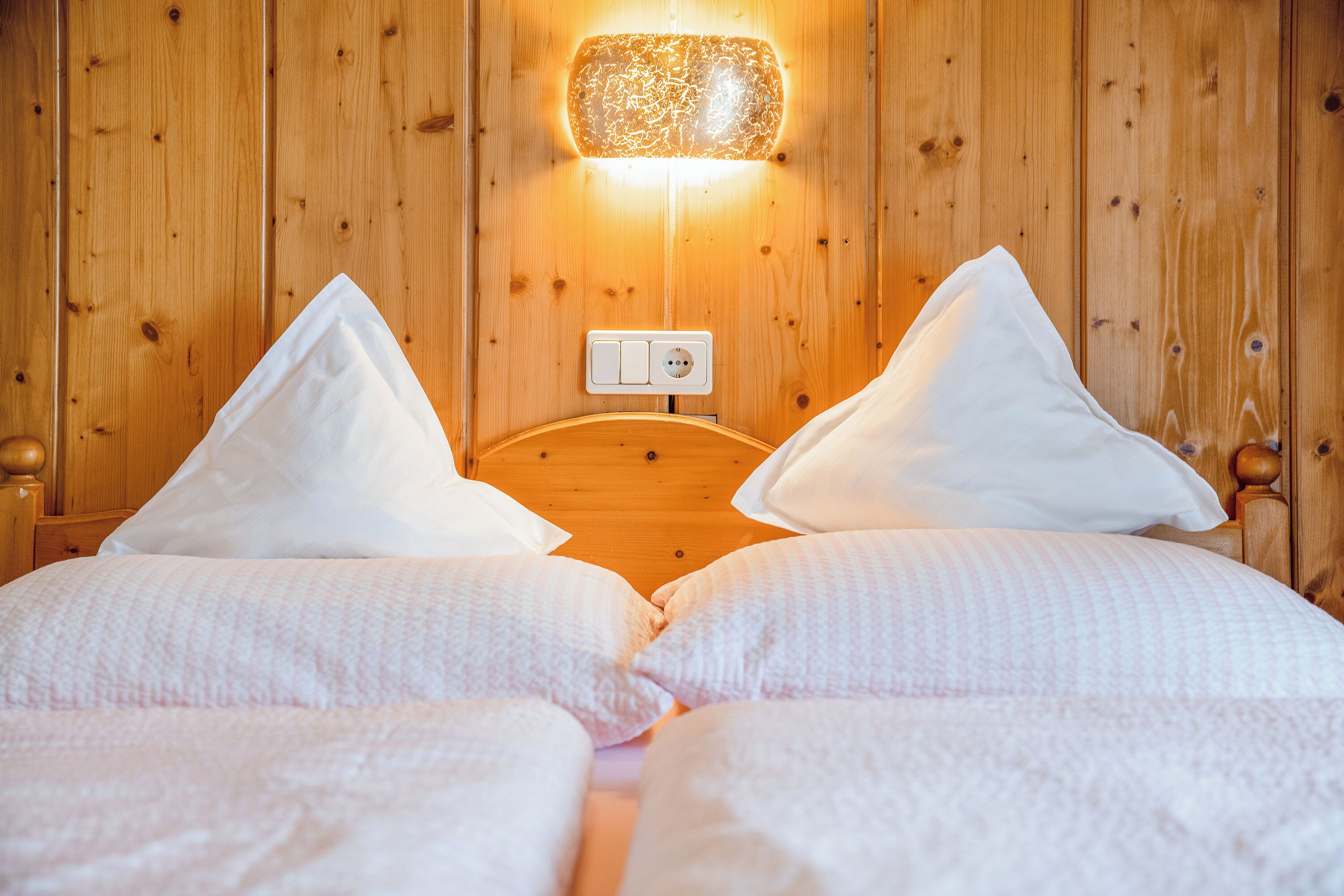 1 camera, ferro/asse da stiro, Wi-Fi gratuito, lenzuola