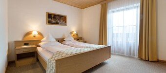 Holiday Apartment "Dolomitenblick" with Mountain View, Balcony & Wi-Fi