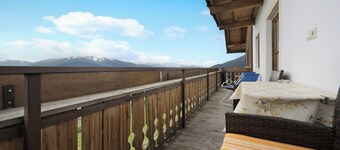 Holiday Apartment "Dolomitenblick" with Mountain View, Balcony & Wi-Fi