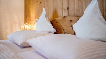 2 chambres, fer et planche Ă repasser, Wi-Fi gratuit, draps fournis