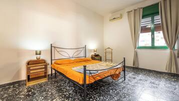 3 chambres, fer et planche Ă repasser, Wi-Fi gratuit, draps fournis