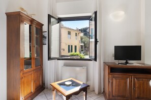 Interior - Holiday Apartment 8 Mehari close to the Beach with Wi-Fi (Varigotti)