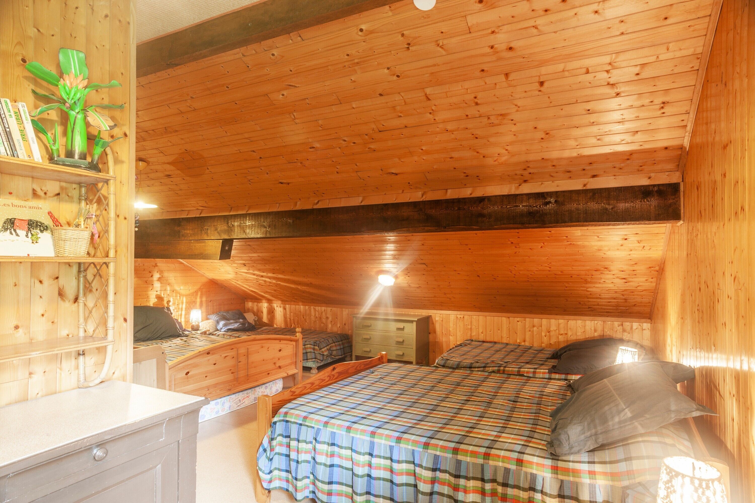 3 dormitorios, tabla de planchar con plancha, wifi