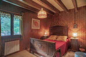 3 camere, ferro/asse da stiro, Wi-Fi