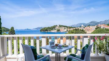 Double Room (Double or Twin Room with Sea View) | Balcony