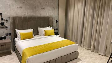 Executive-suite | Premium-sengetøj, dundyner, senge med madrasser af memory foam, minibar