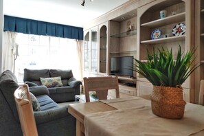 Living area - Desconectaengalicia Cesteiros, swimming pool, 100m Beach (Sanxenxo)