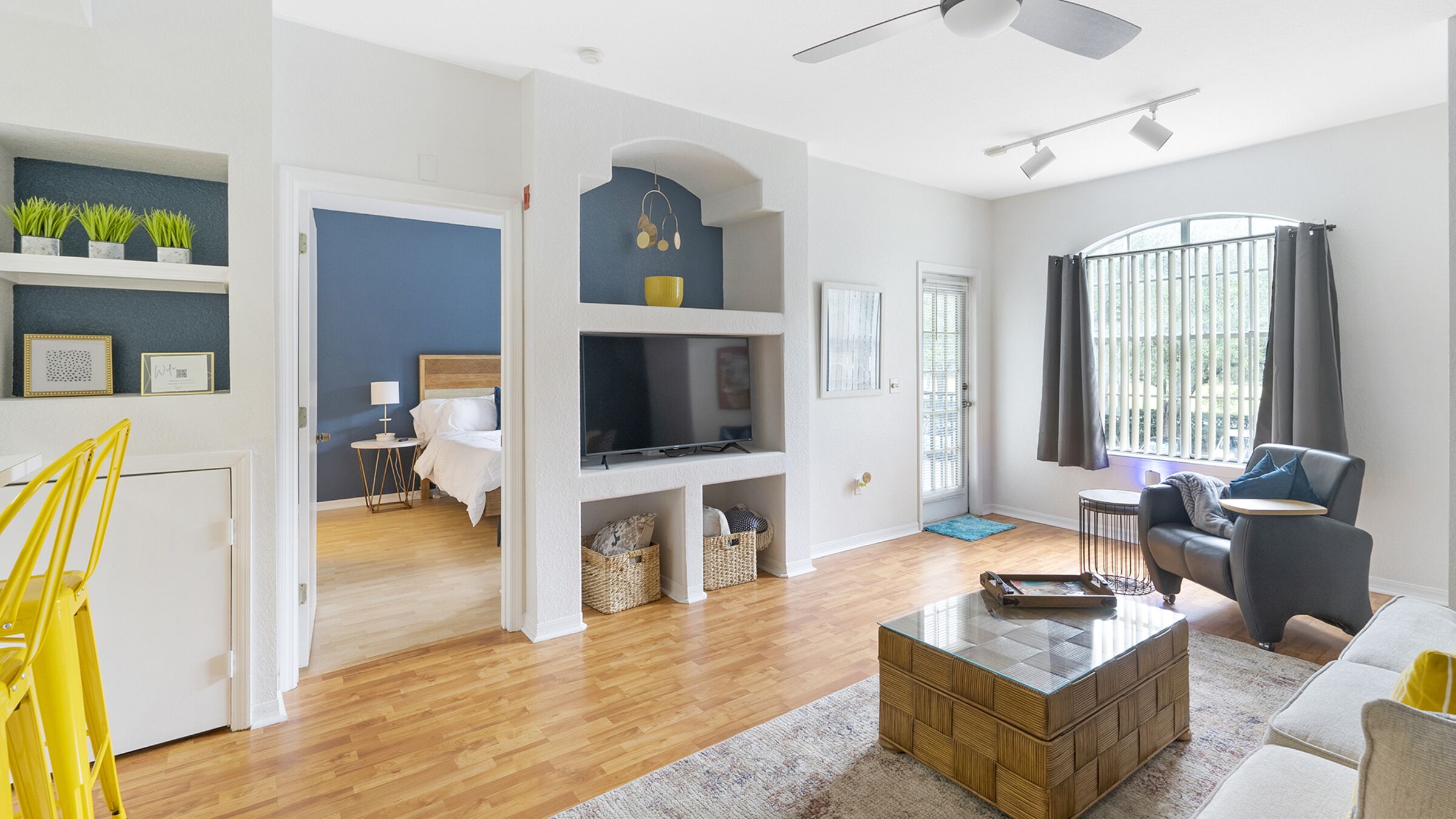 Resort-style 1bdr/1bath condo - Near Busch Gardens, Hospitals, Tampa & Beaches