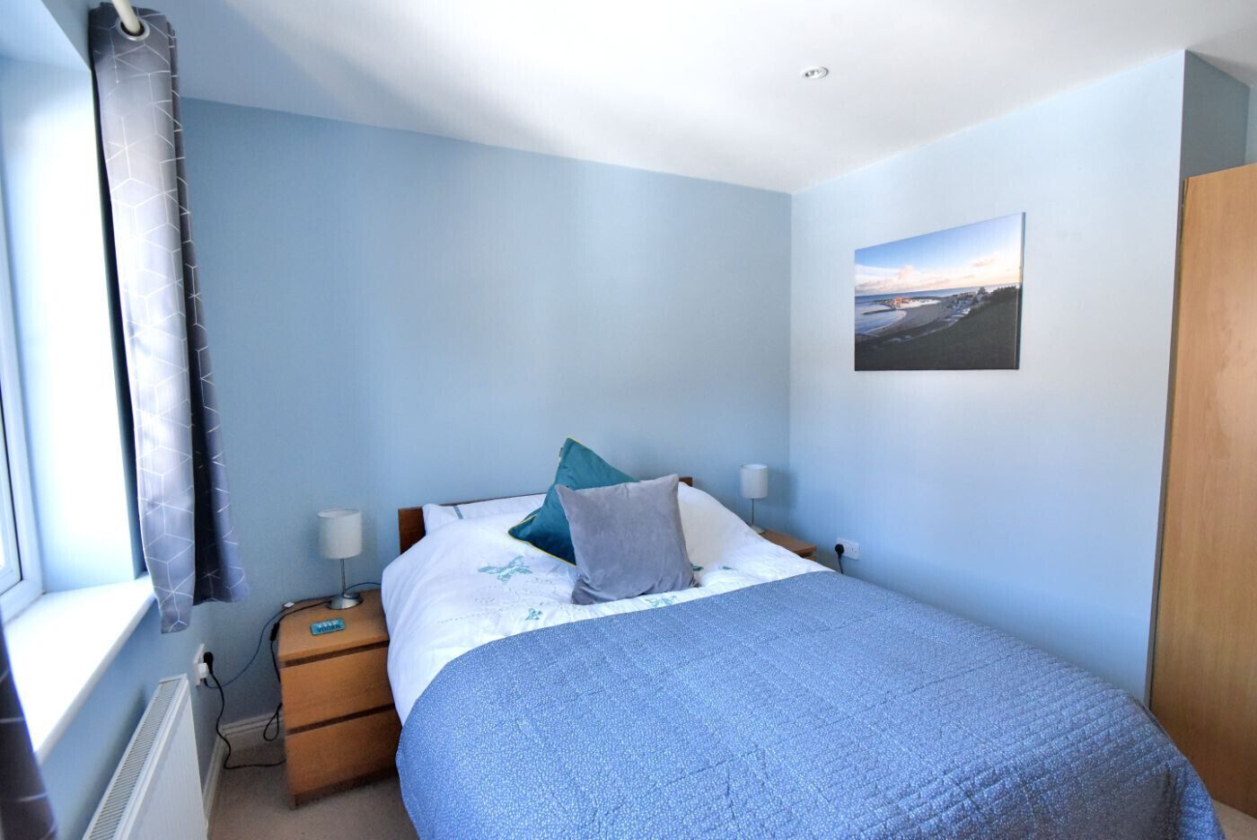 3 quartos, individualmente decorados, individualmente mobiliados