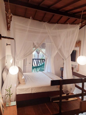 Deluxe Duplex | 1 bedroom, premium bedding, in-room safe, individually decorated