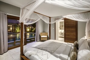 5 chambres, coffres-forts dans les chambres, fer et planche à repasser
