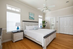 4 bedrooms, iron/ironing board, free WiFi, bed sheets