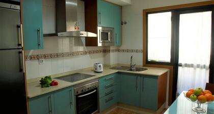 Disconnectaengalicia La Perla Superior, swimming pool and parking