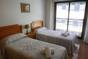 2 bedrooms, WiFi, bed sheets