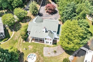 Exterior - 4 Bedrooms, 1 Flex Room, 3½ Bathrooms!  Pet Friendly! Many Recent Updates! Sits Close to the Water! (Moneta)