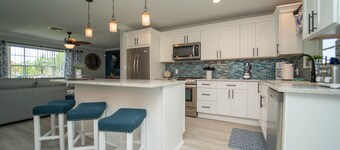 New Renovation-3BR Beach House with Stunning Pool