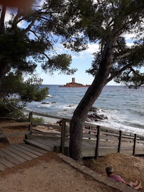 Property grounds - Tintin and the Golden Island (Saint-Raphaël)