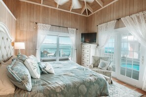 4 bedrooms, iron/ironing board, WiFi, bed sheets - Endless Summer - Perfect Getaway near Tahiti Beach (Hope Town)