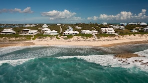 På stranden