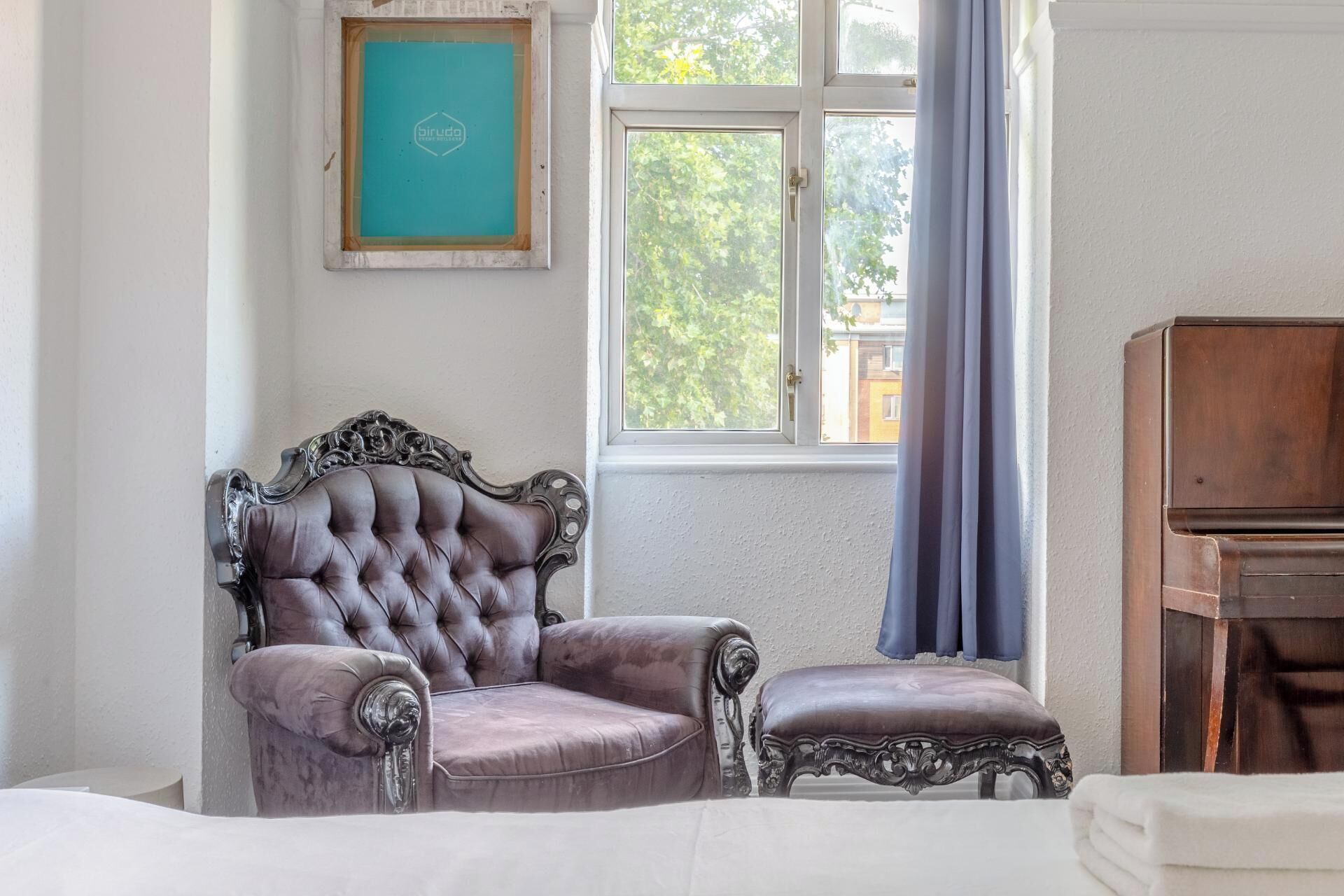 Basic Apartment, 1 Queen Bed | 1 bedroom, iron/ironing board, WiFi, bed sheets