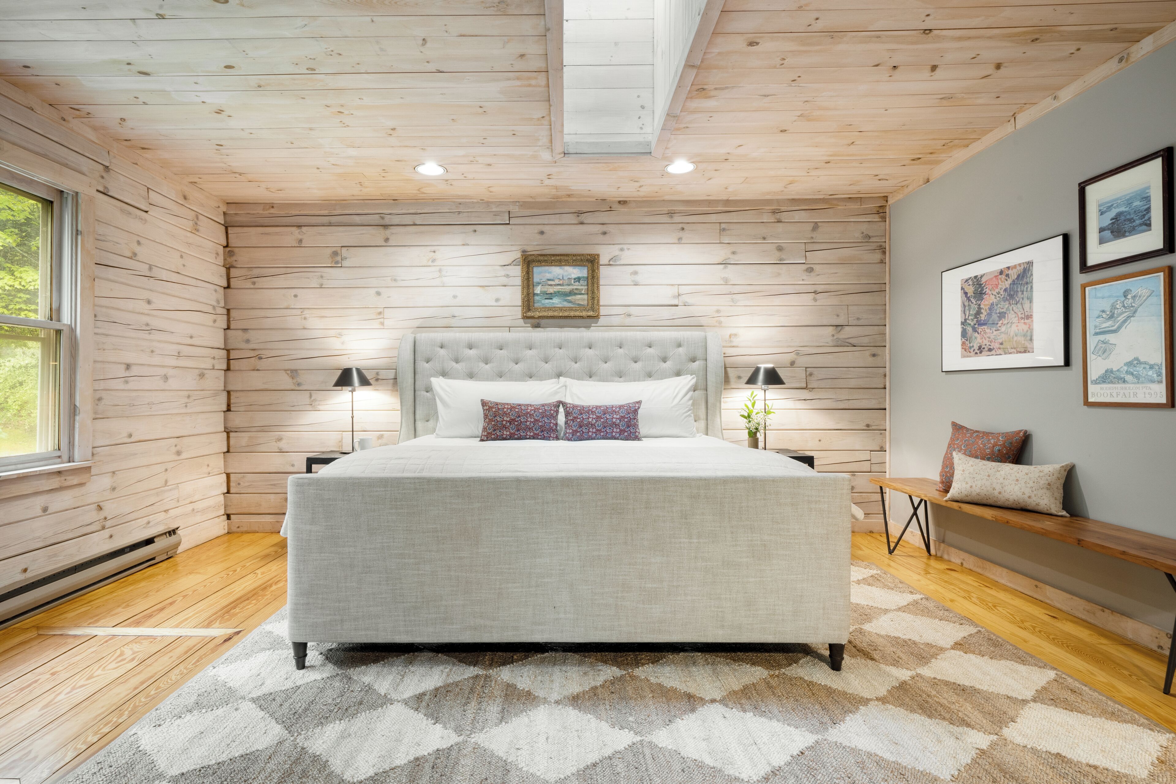 4 bedrooms, iron/ironing board, travel crib, free WiFi