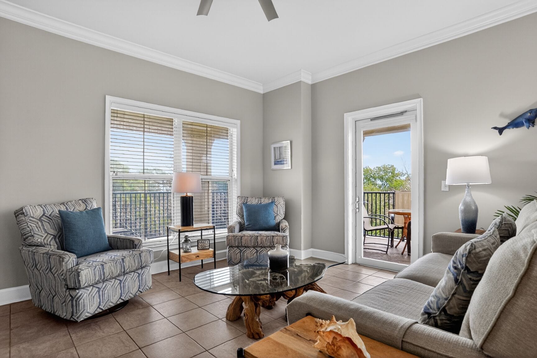 Smart TV, DVD player