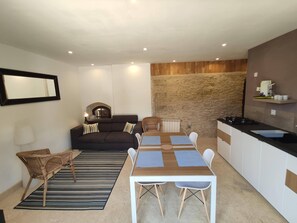 Smart TV - Gite in a mas with private pool 5 min from pont du gard (Vers-Pont-du-Gard)