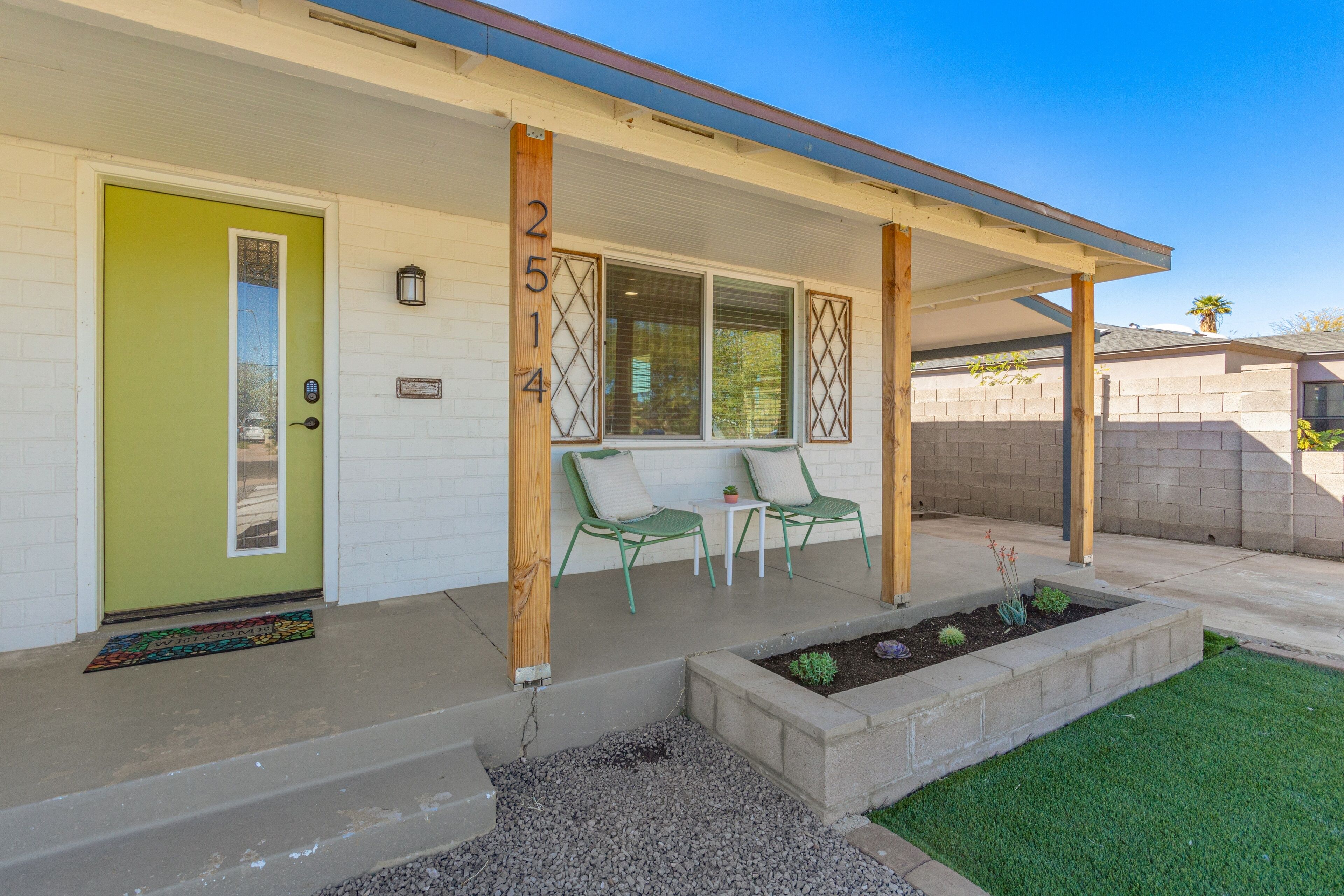 하우스, 침실 2개 |   외관